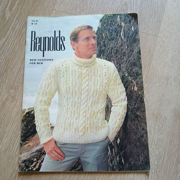 Vintage Mid Century Reynolds Knitting Soft Cover Magazine Men's Sweaters - Picture 1 of 11